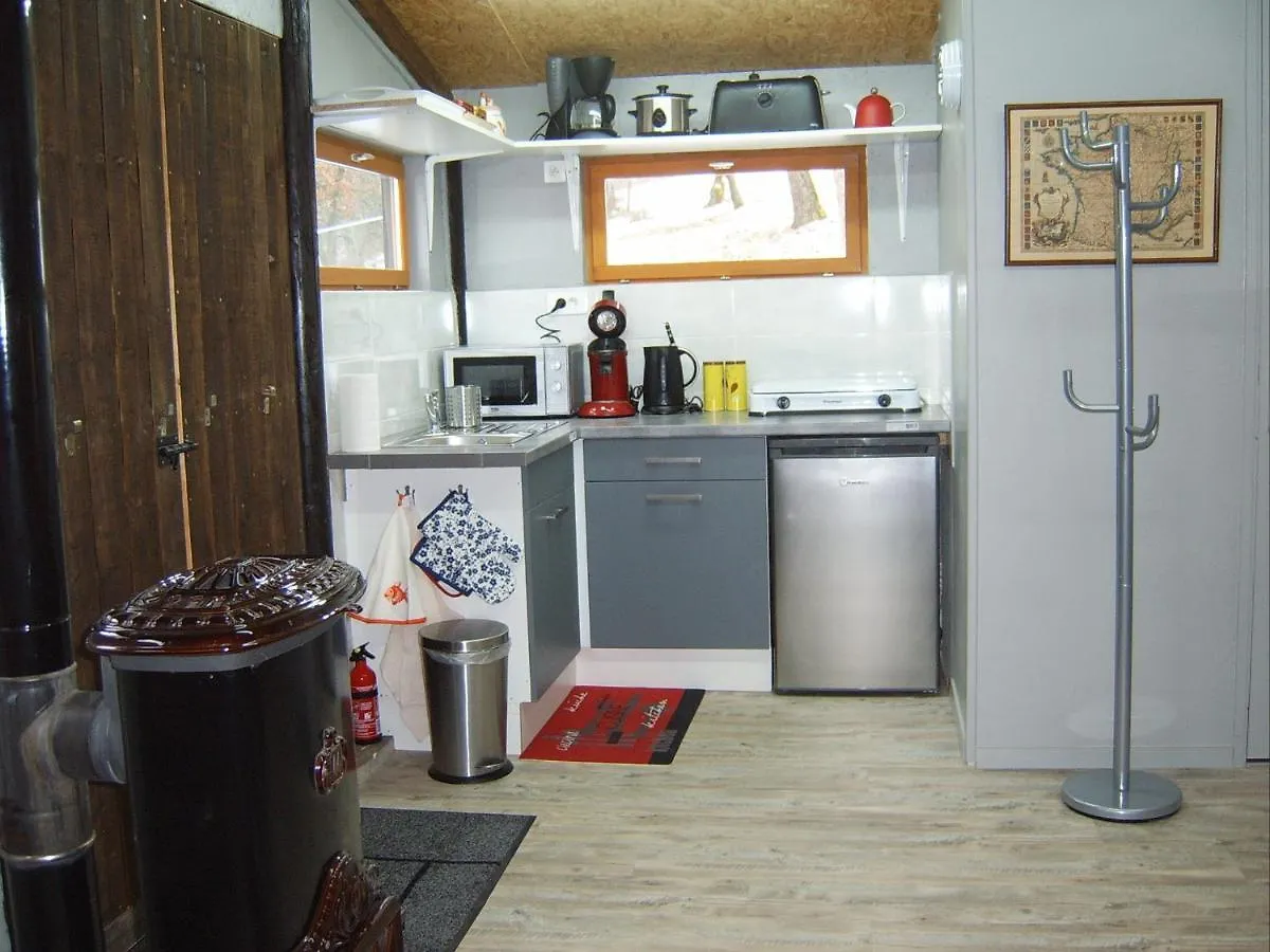 B&B Tatanka Ranch For 2 Leotoing 0*,  France
